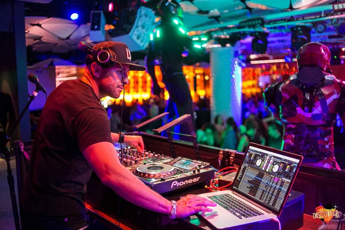 Conga Room - 4-27-2018_-111.jpg