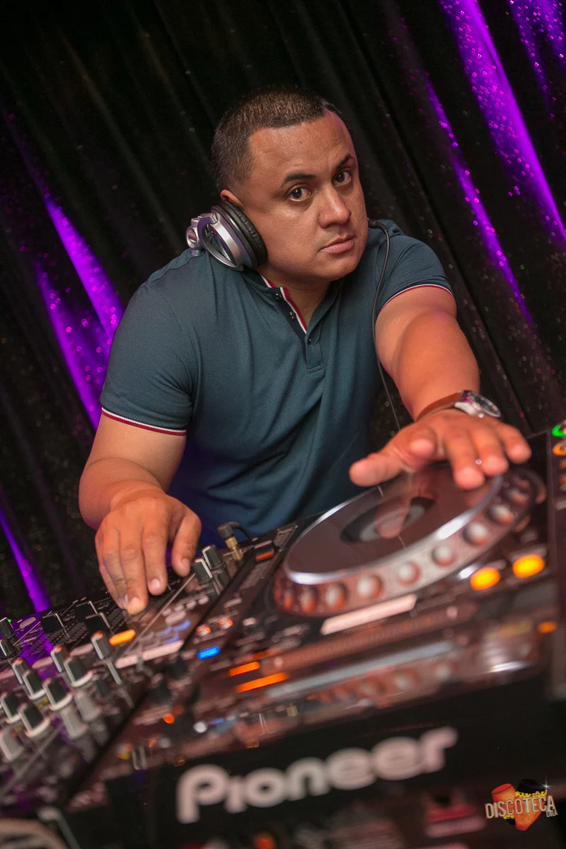 Conga Room 7-6-2018-19.jpg