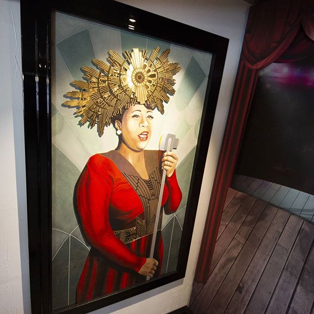 If you look back in our posts you'll see a sneak peek of Ella's Crown! Here she is completed and installed at Bluesky Jazz in Hartland, WI.
#spolarstudio #blueskyjazz #ella