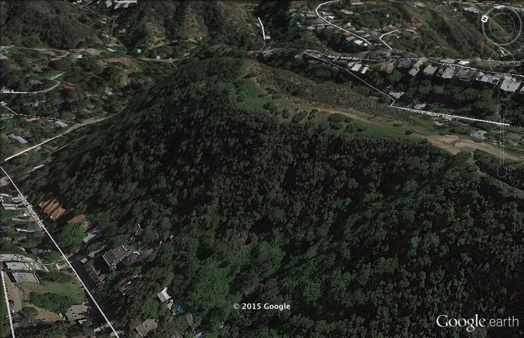 A Google Earth view of the property lying between Lookout Mountain Avenue and Stanley Hills Drive in historic Laurel Canyon.