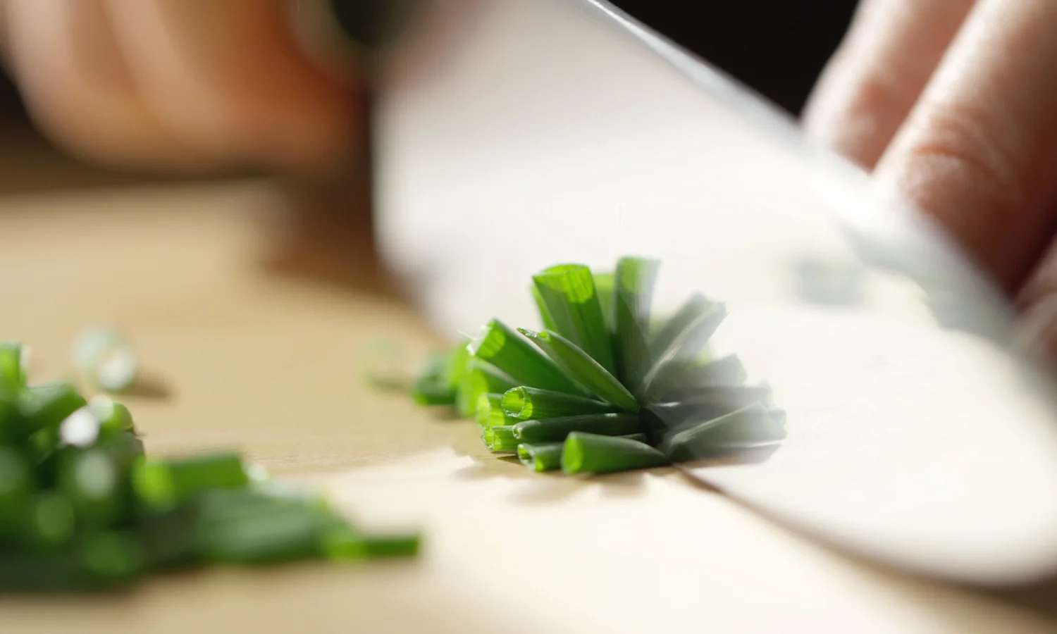 blas-y-tir-branding-chives.jpg