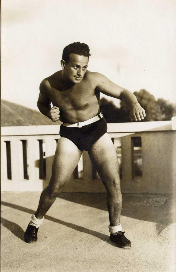 From the International Feldenkrais Federation archives. Used with permission.