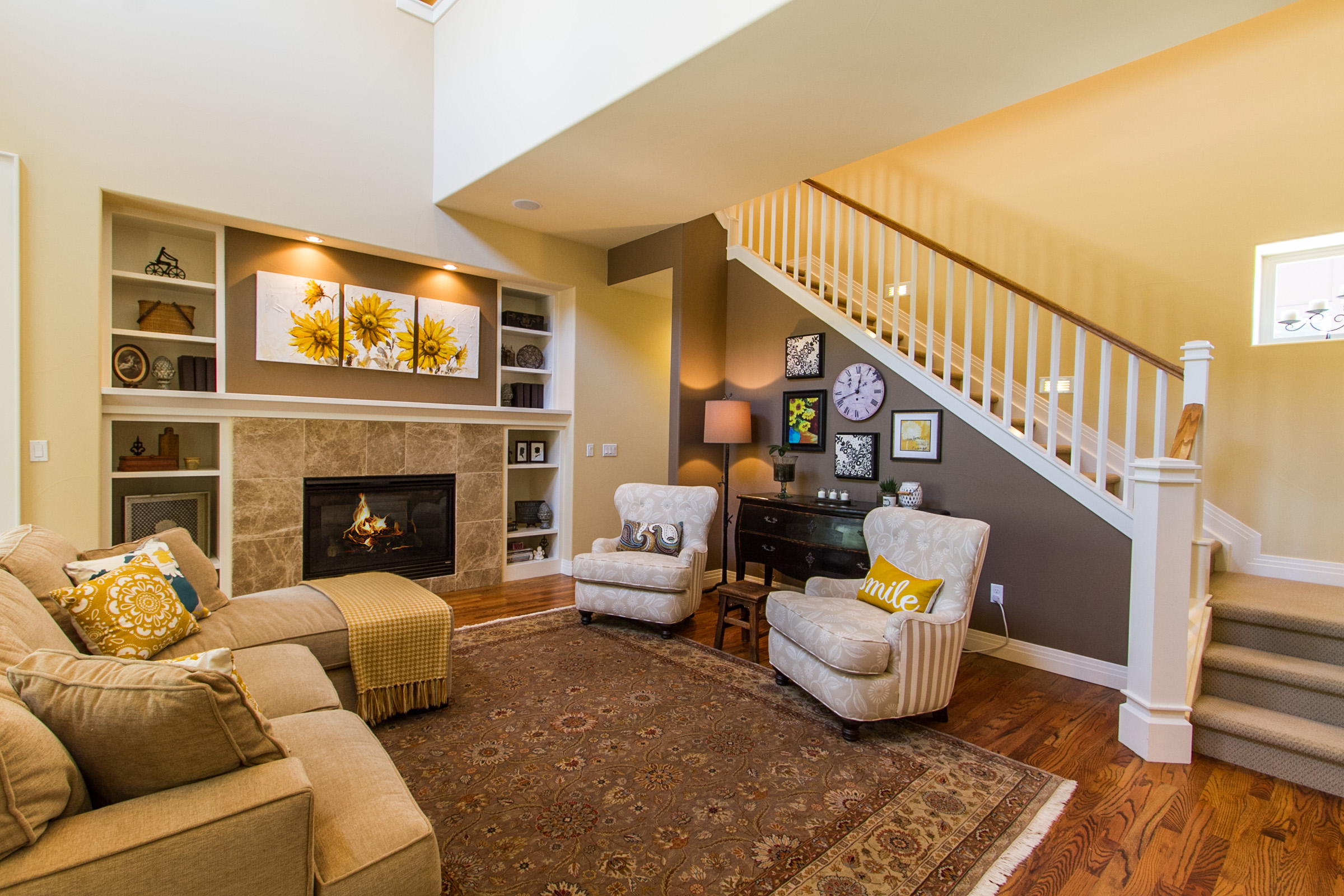 1311305_Gas-Fireplace-And-Built-ins-In-Great-Room_high.jpg