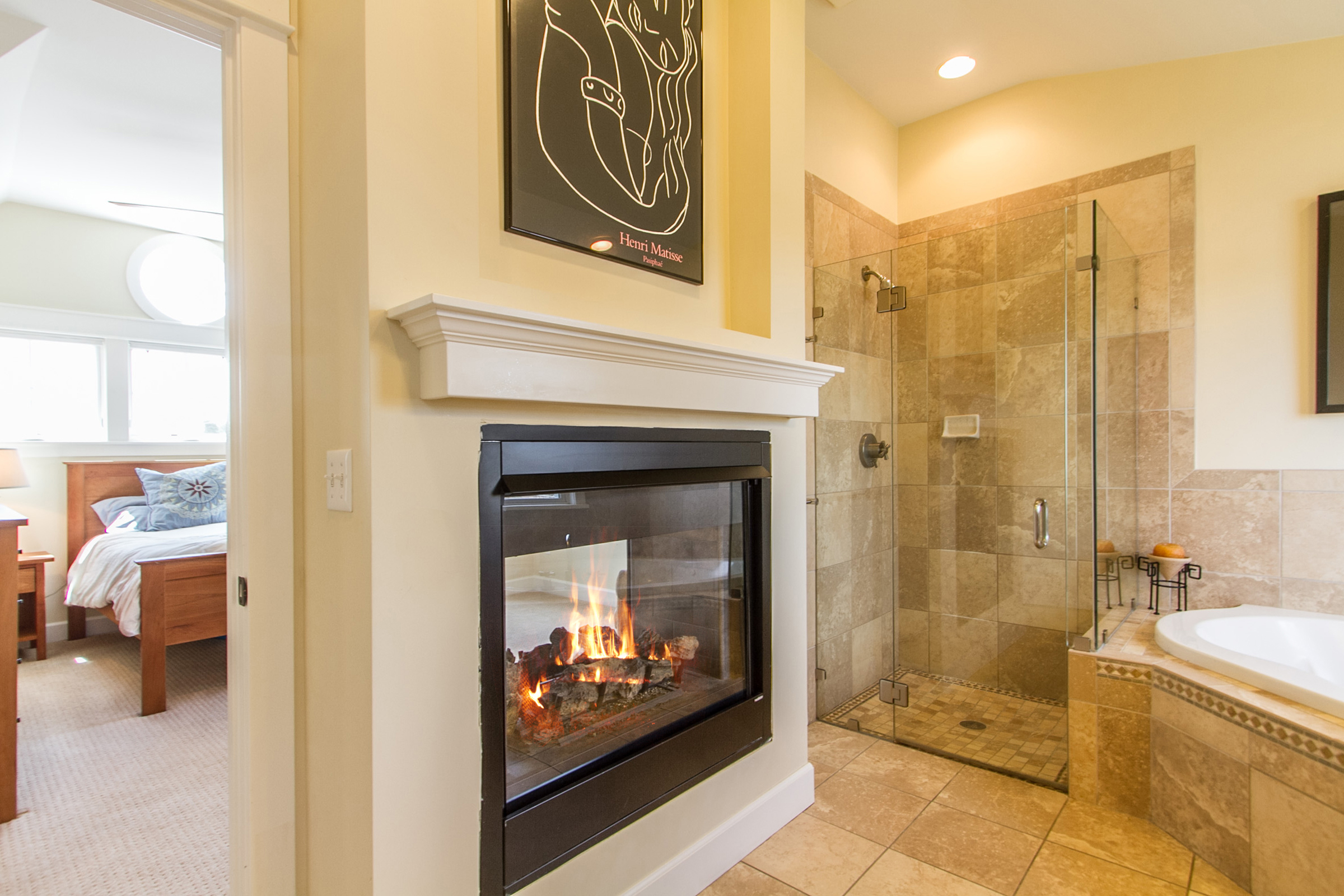 1246098_Master-Suite-Bath-Shares-Fireplace-With-Bedroom_high.jpg
