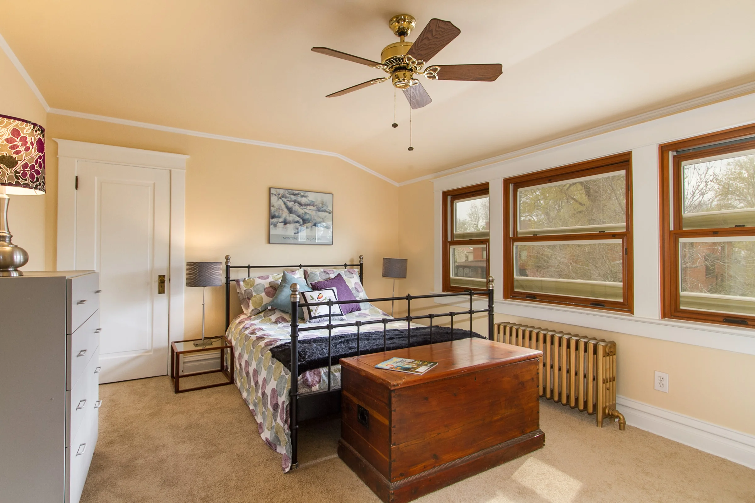 1246132_Master-Suite-Has-Walk-In-Closet_high.jpg