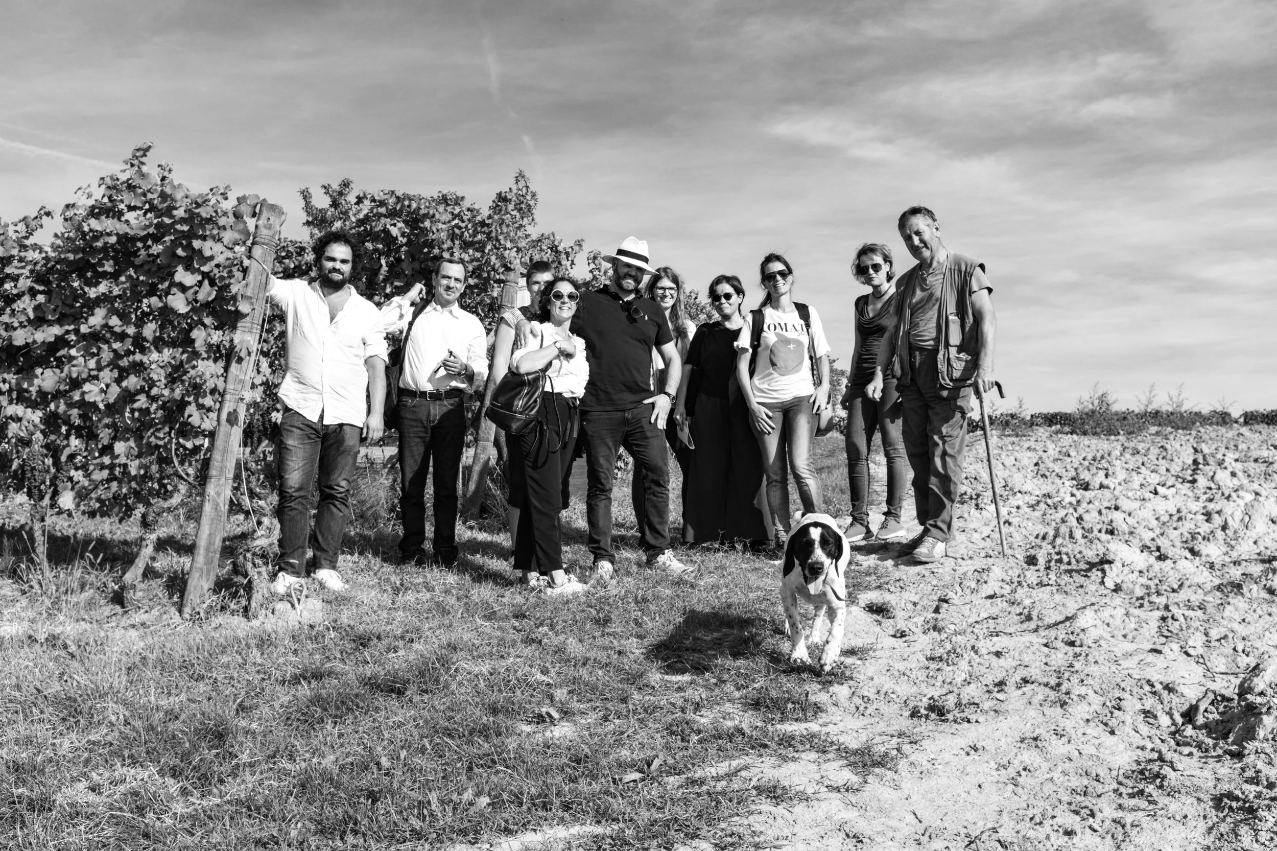 O grupo NUTS na caça à trufa em La Morra com Marco e Fido
