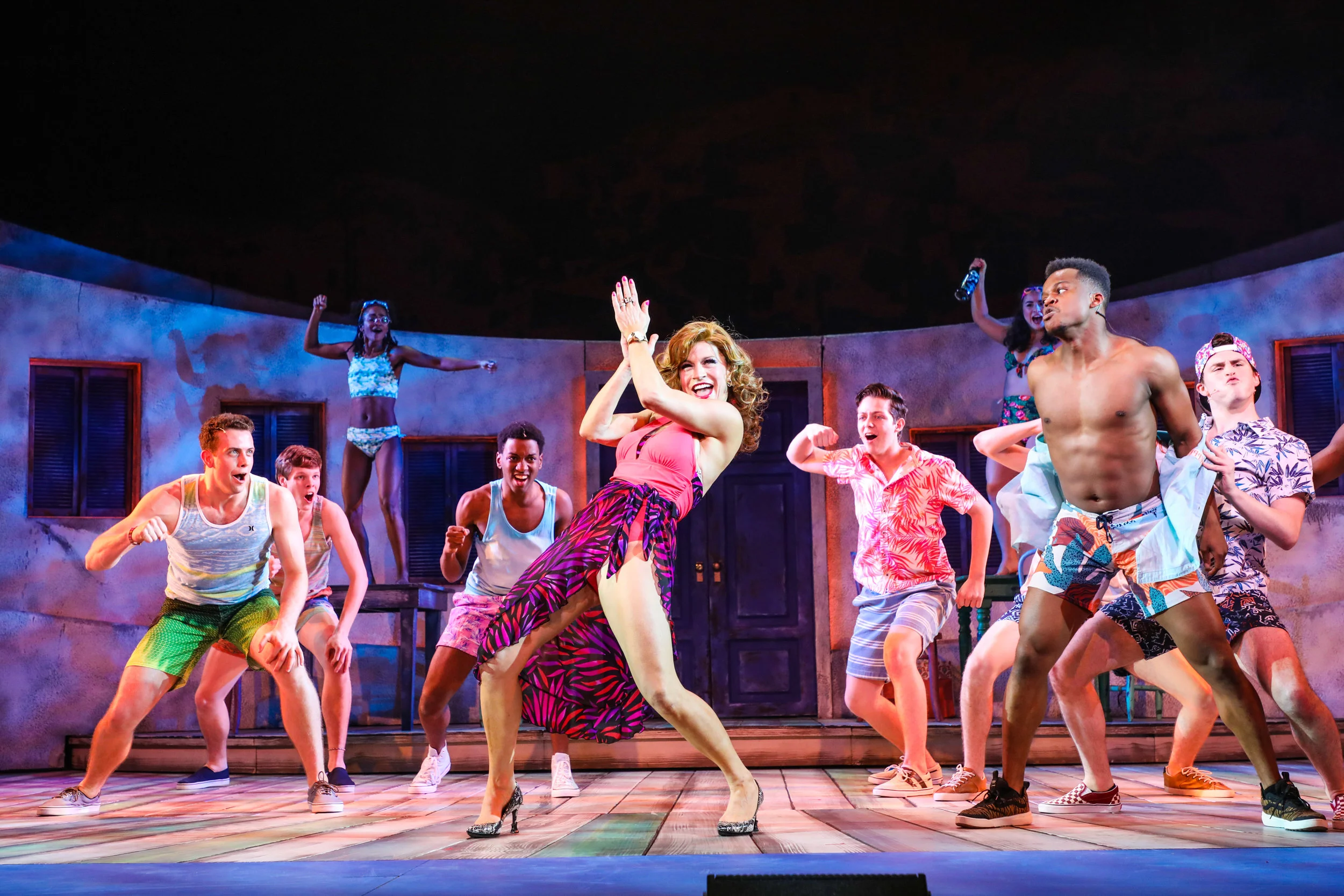 7_TUTS_Mamma Mia_Photographer Melissa Taylor.jpg