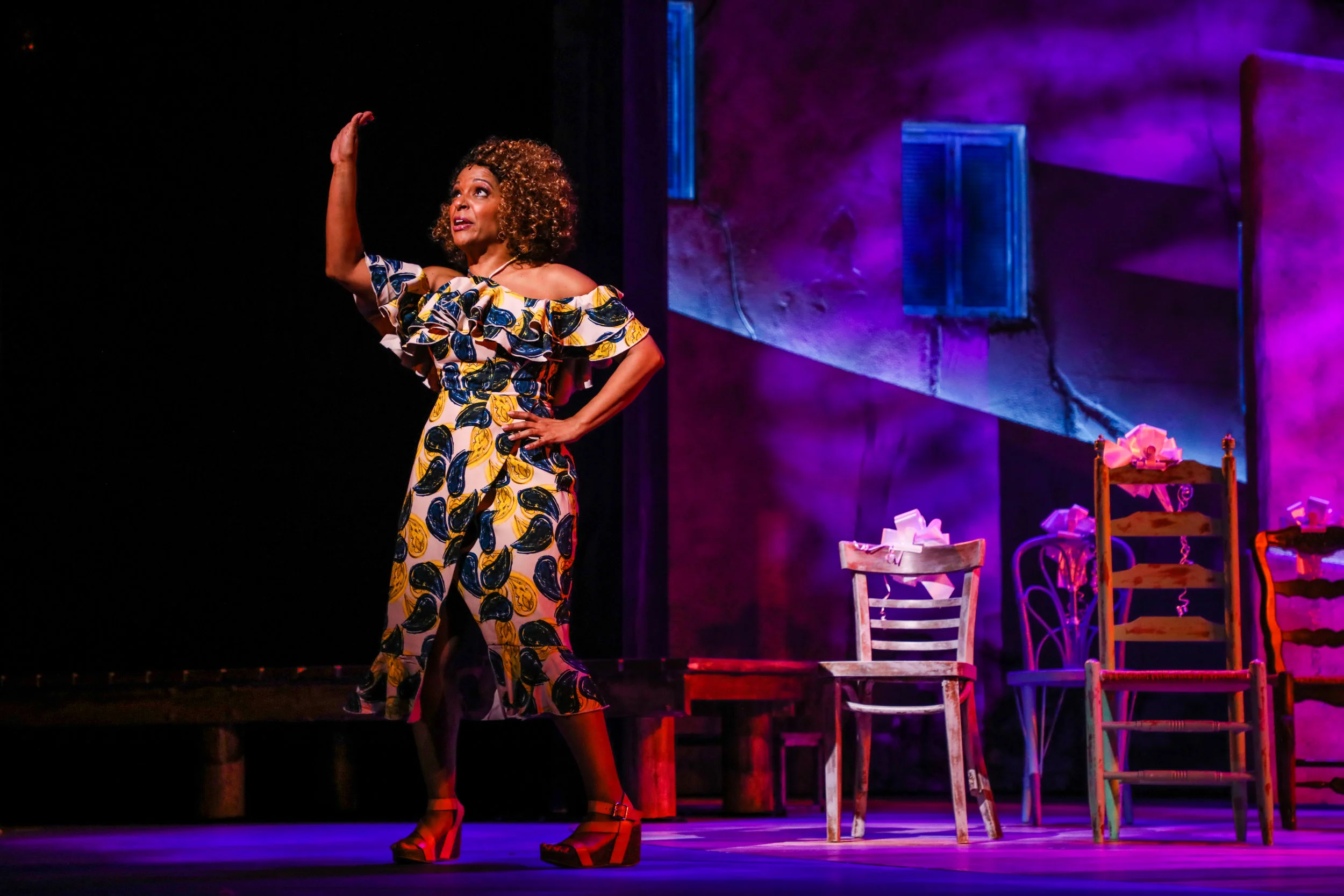16_TUTS_Mamma Mia_Photographer Melissa Taylor.jpg