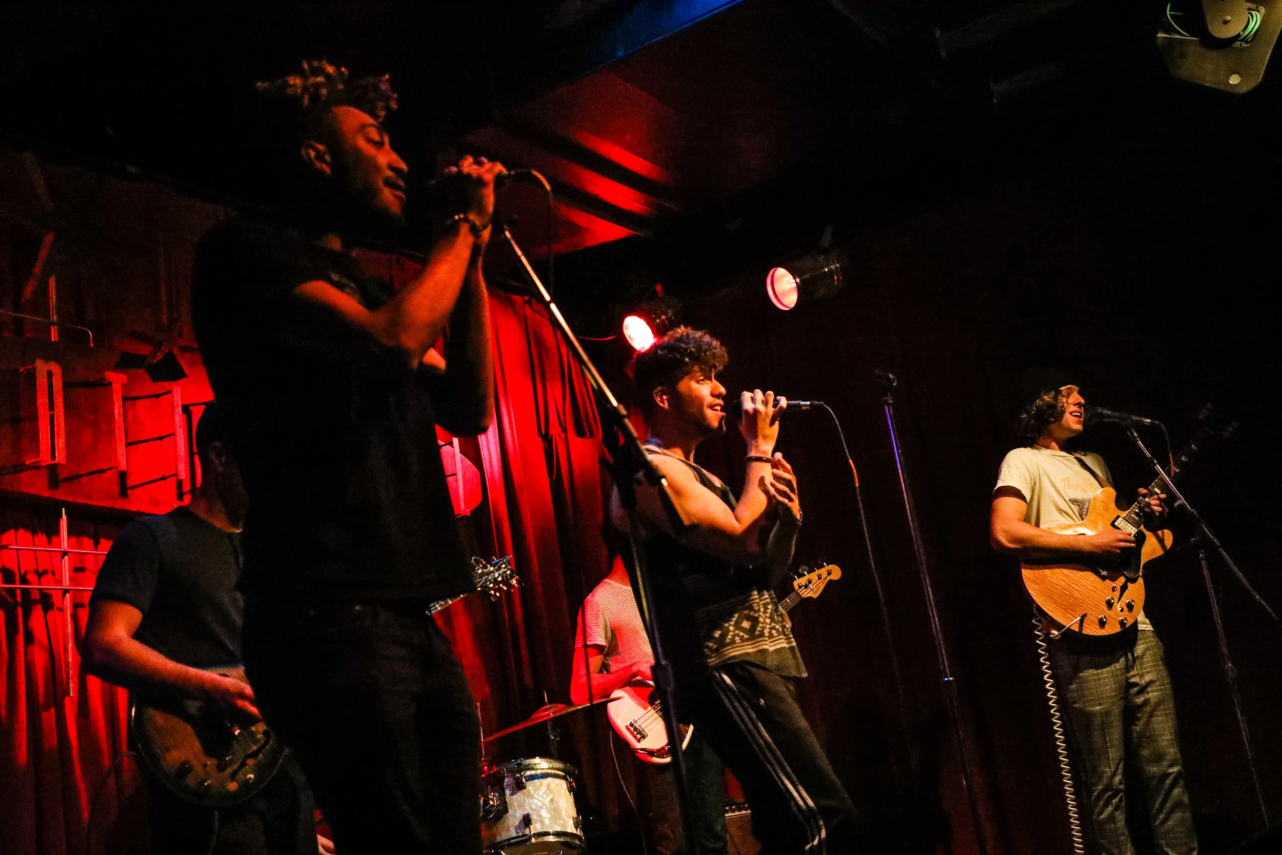 Handsomebeast_Juice_Continental Club_2.19_Photographer Melissa Taylor-146.jpg