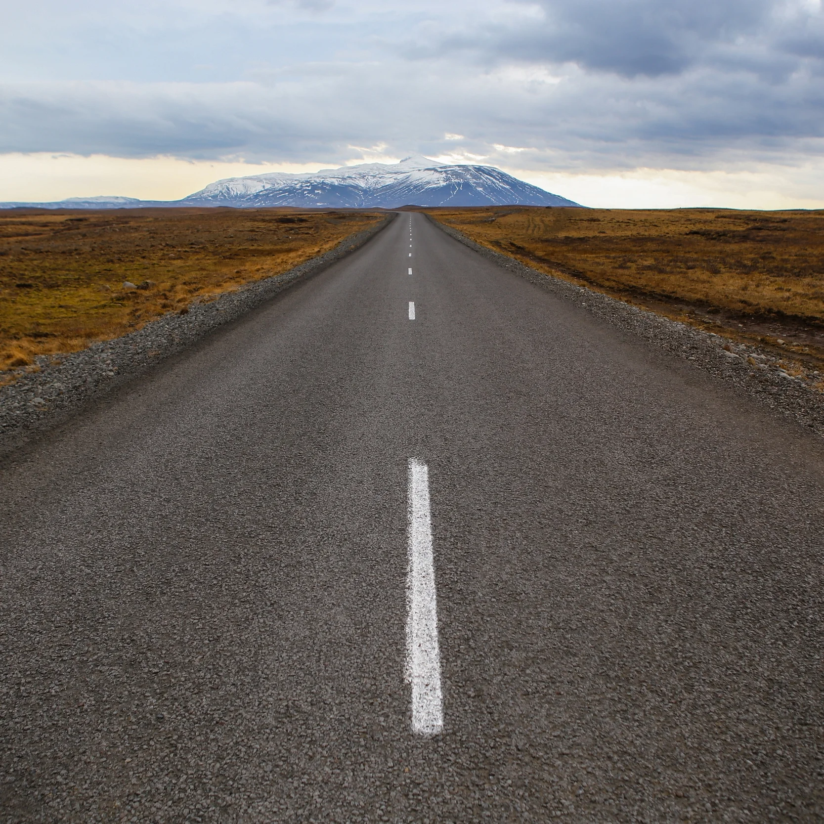 <strong>Icelandic Road</strong></a>Iceland // 2014