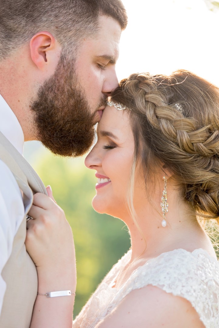 Madison+Austin_Wedding_SneakPeek_48 (Large).jpg