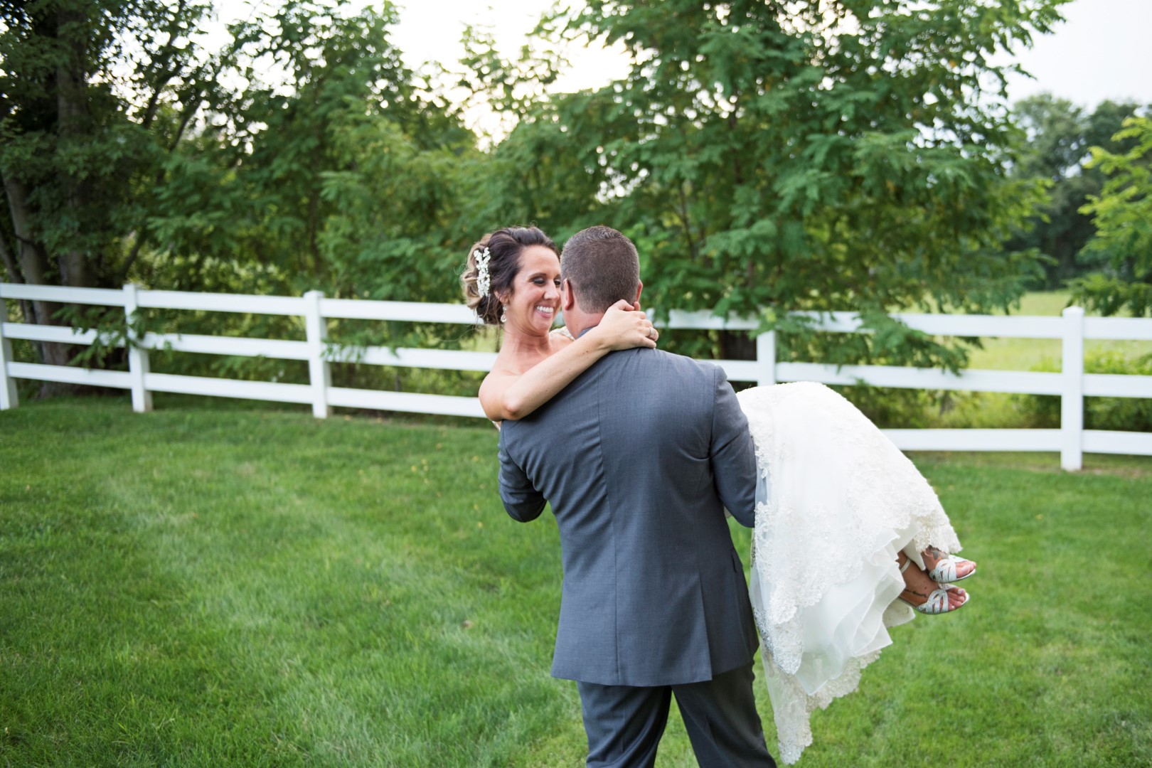 Moyer_Wedding_2018_SneakPeek_62 (Large).jpg