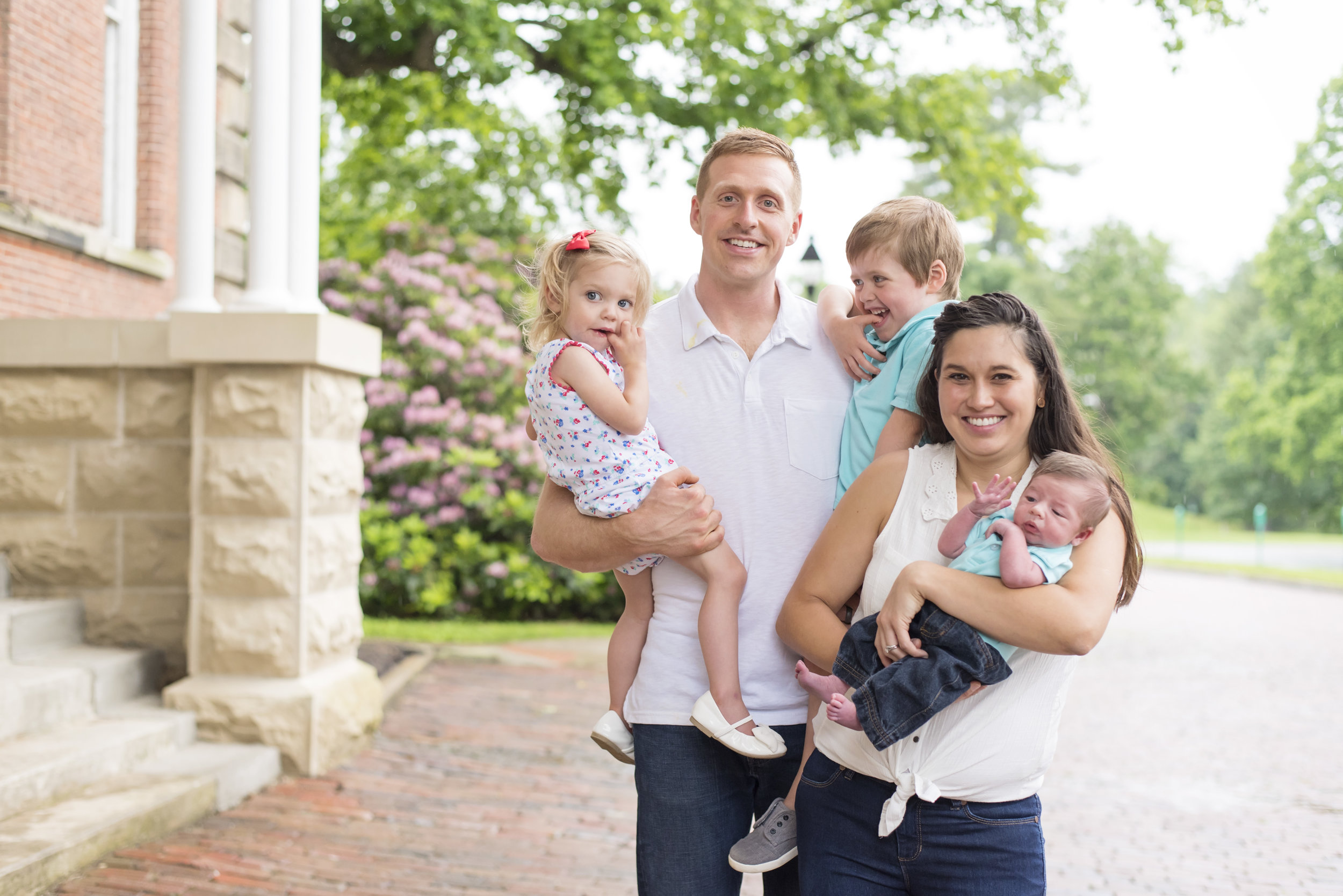 Basnett_Family_Newborn_04.jpg