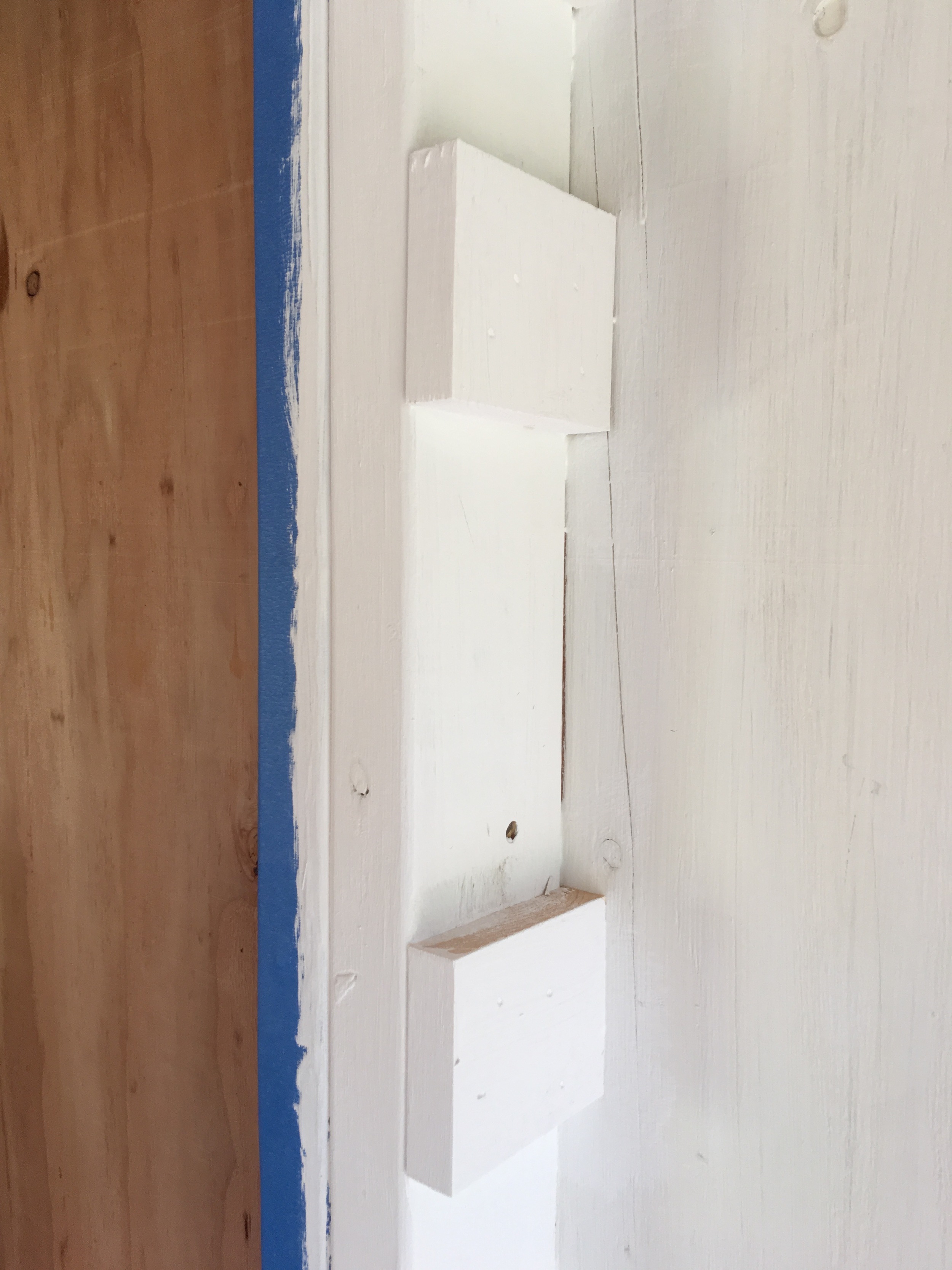 Shelf brace 