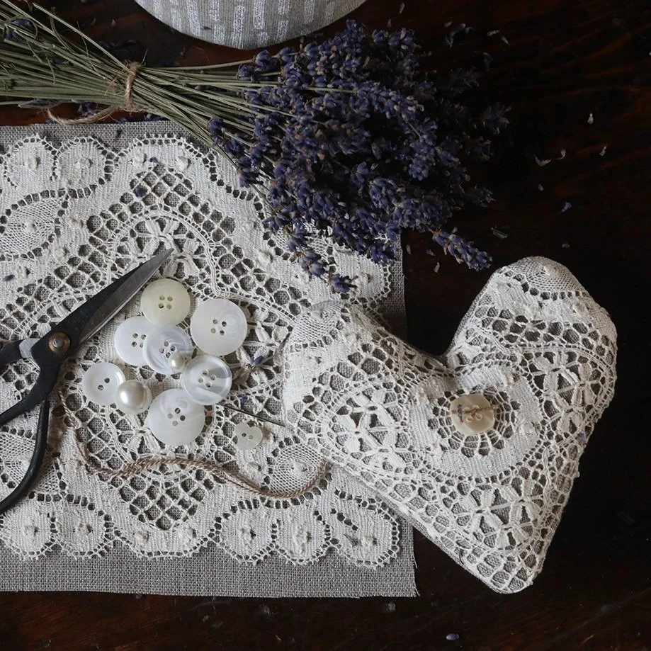 DIY Wedding Dress Hearts 