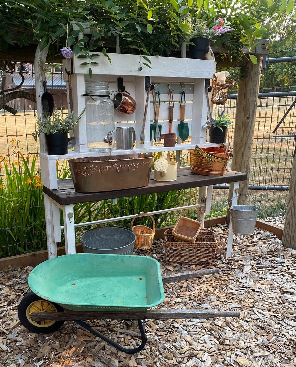 Thrifted Treasure Series Part 11 - Child's Potting Bench DIY — Made on 23rd