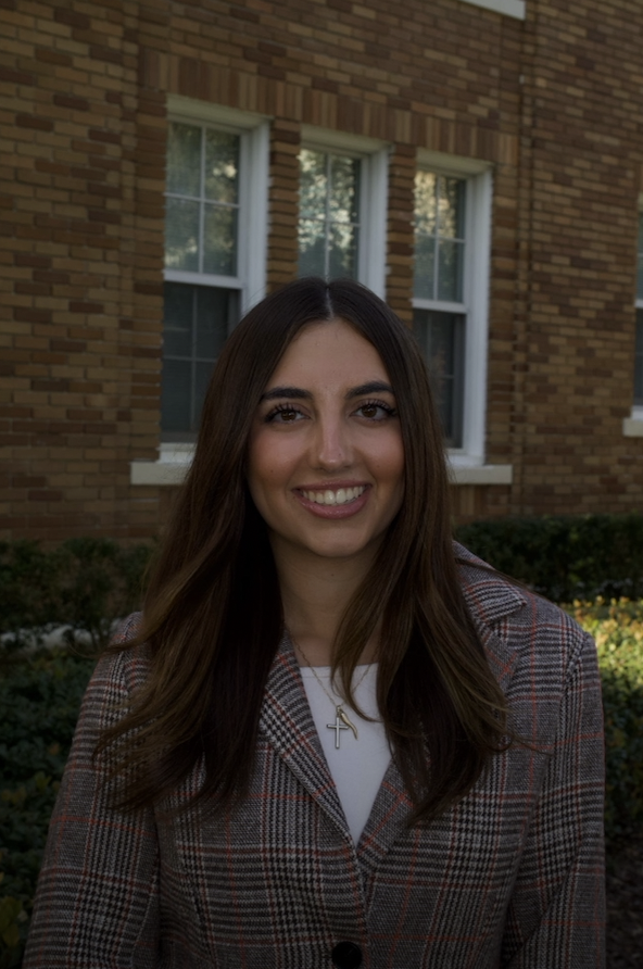 Samantha Lucente Headshot