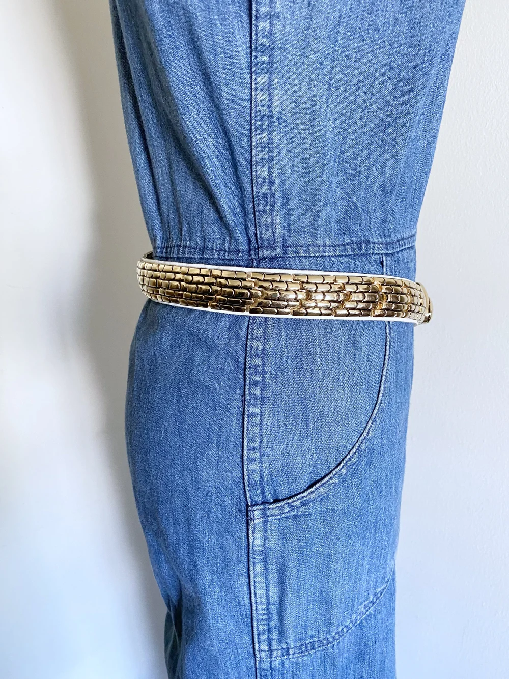 Gold and Leather Snake Belt — We Move Vintage display picture 1