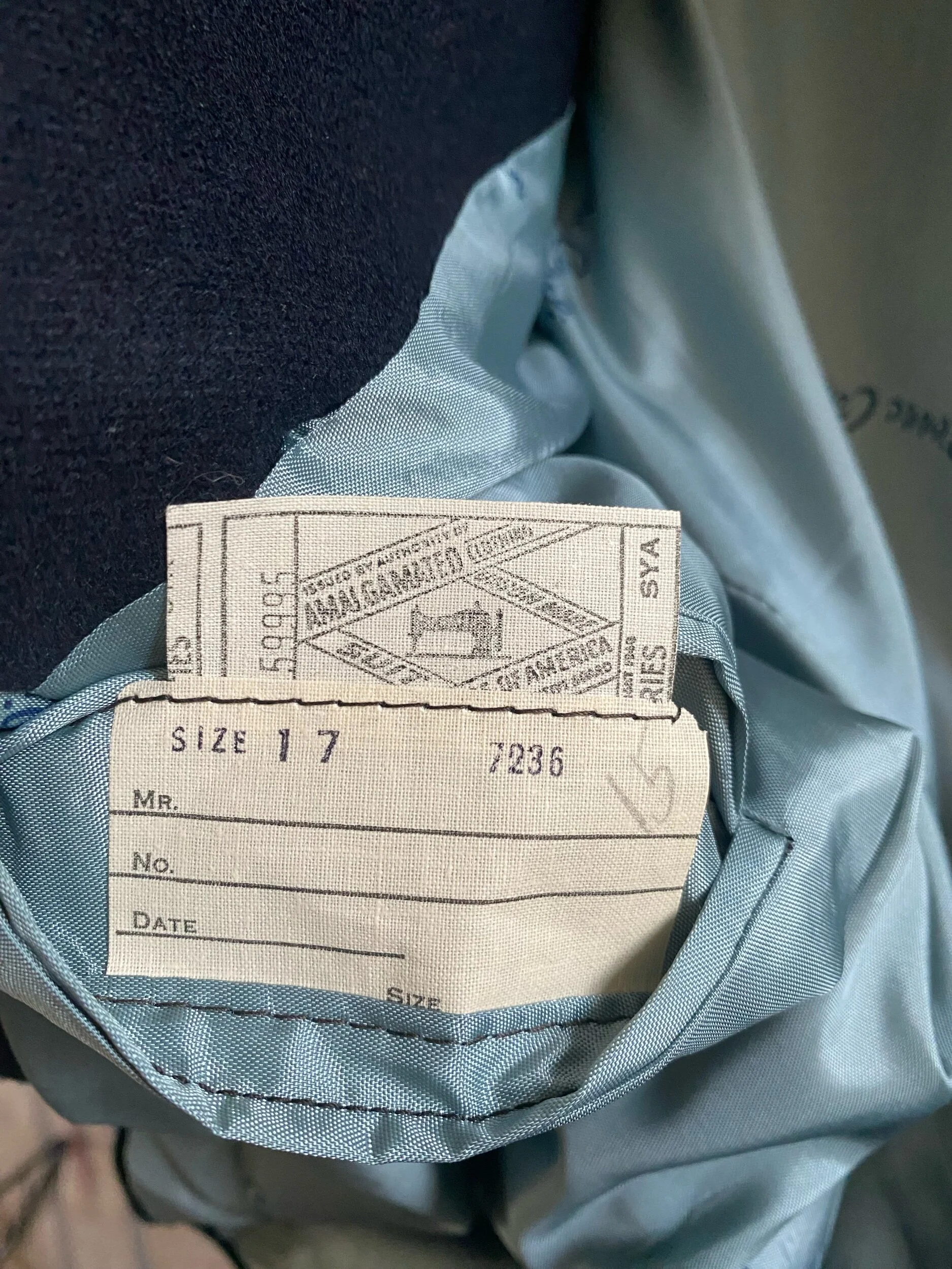 A8AE1ACB-25F2-4317-8882-83496BC1EF9B