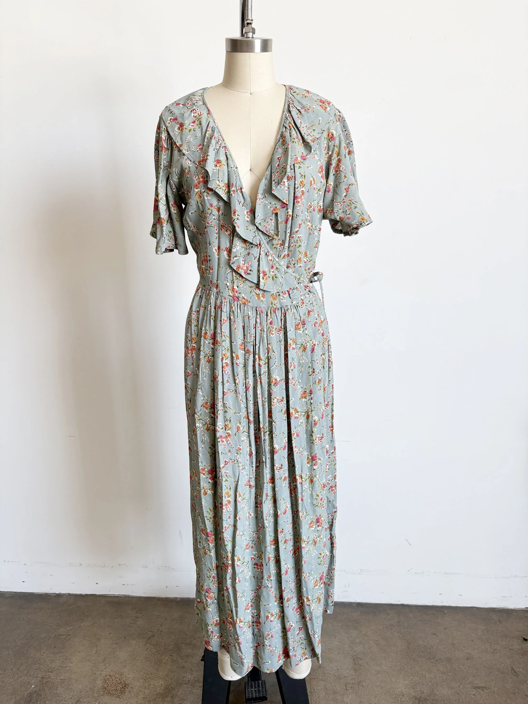 90's Floral Wrap Dress