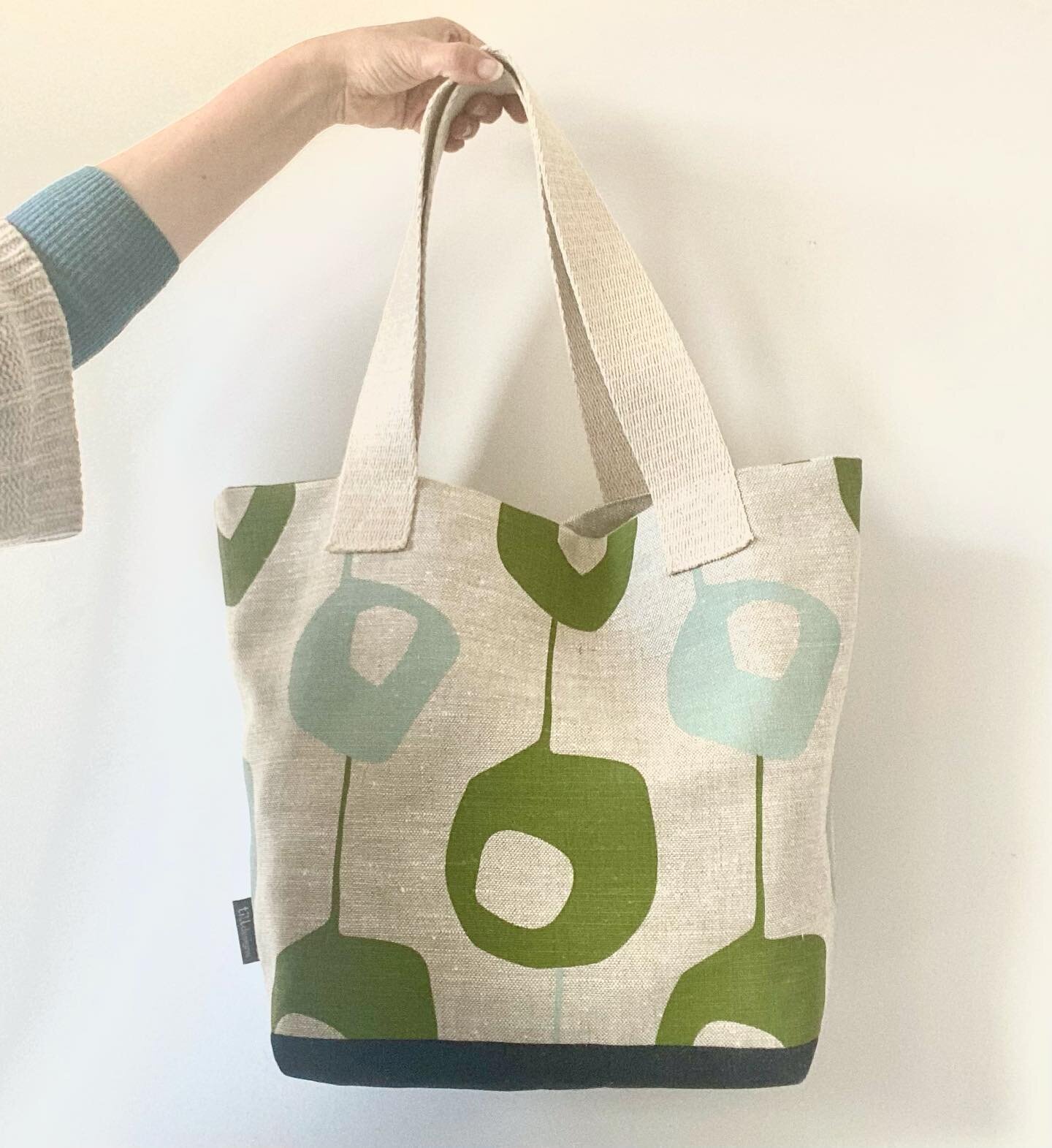 Coming soon at the @designedmadetas makers market 3rd and 4th Dec Town hall Tote bags in the Pod design, green and aqua 
#making #creating #micro #production #textiles #totes #handprinted #linen #tasmanianmade