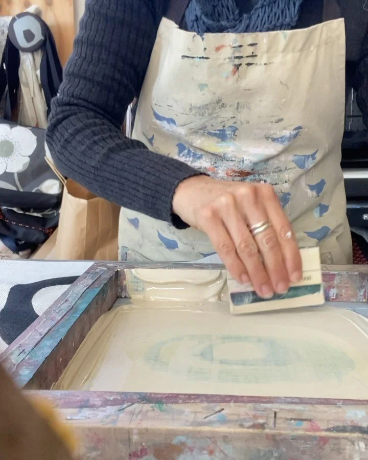 Second colour&hellip;..

#handpinting #bold #shapes #interiordecor #tabletopdecor #tasmanian #designer #maker