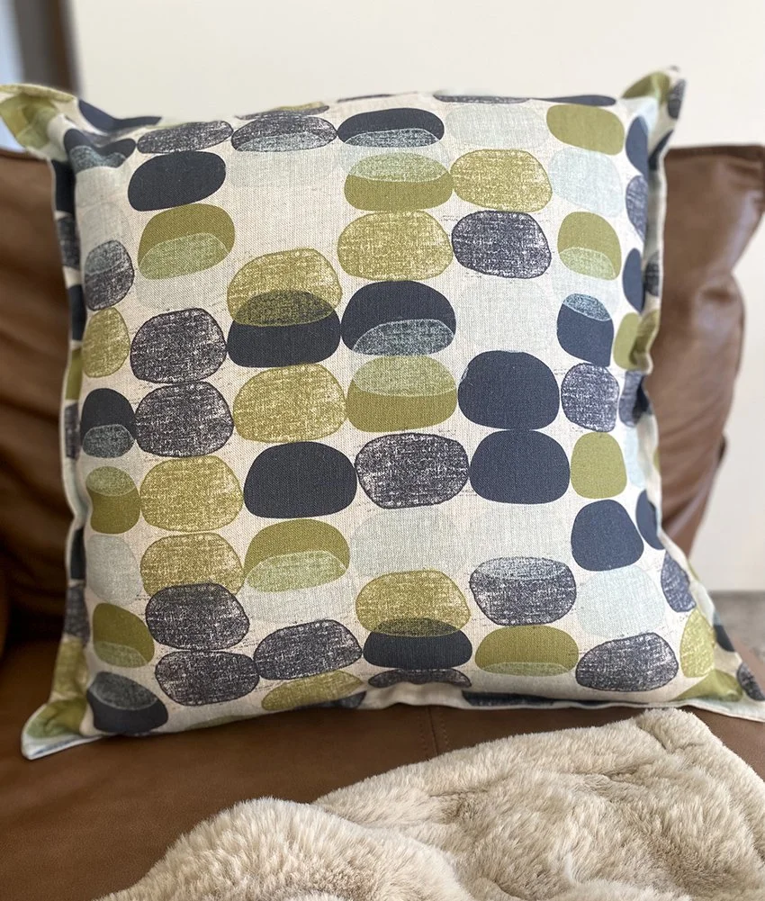 waterpools-blue-cushion.jpg