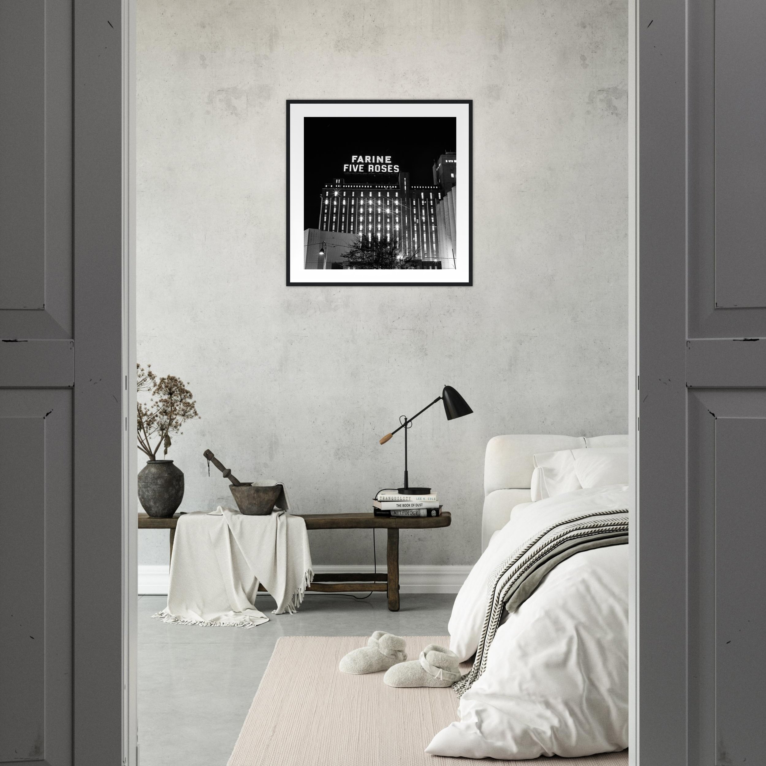 Bedroom-Modern-Grey-Roses.jpg