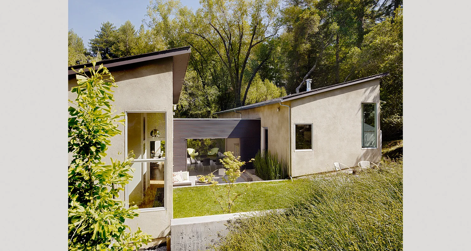 3 Bar Residence