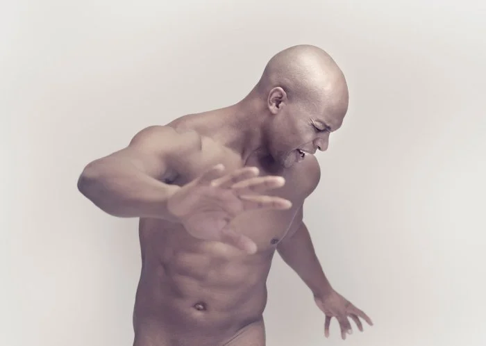 Photographer Jeroen Hofman takes pics of sneezing and how the body contorts itself during a sneeze. Cool stuff! 