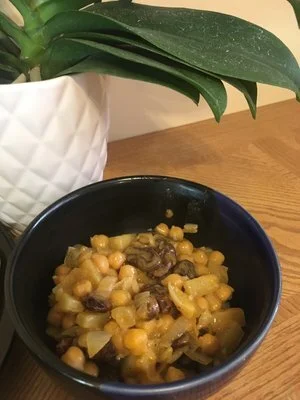 Fruity Chickpea Curry