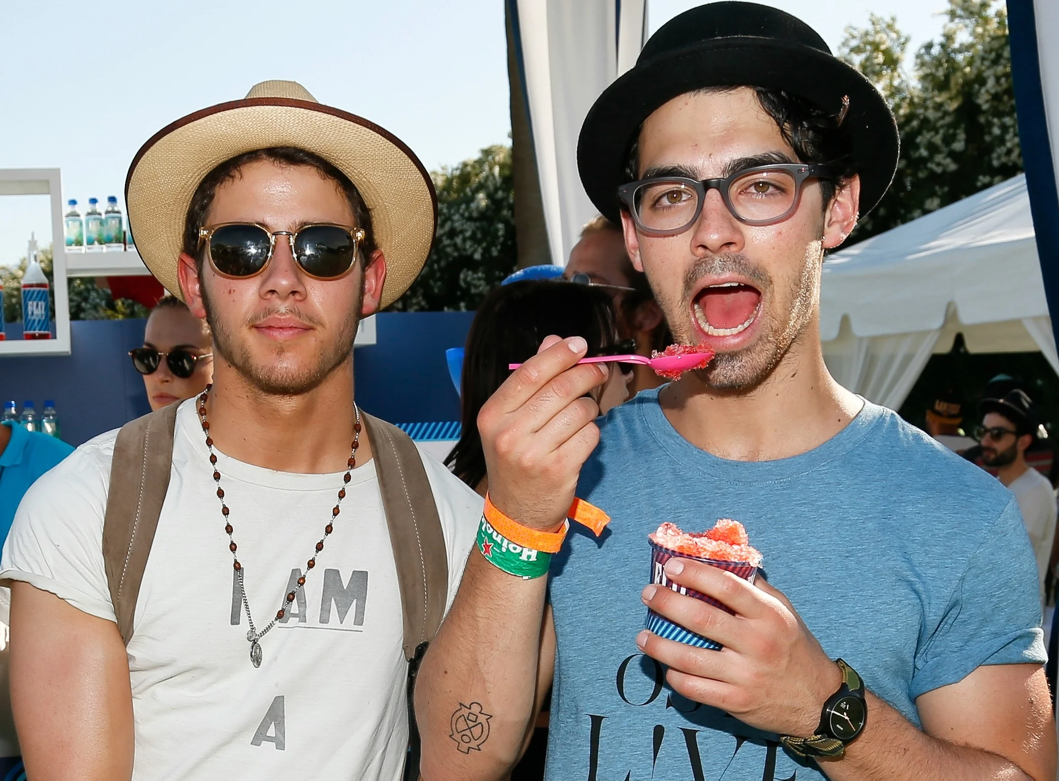 nick-joe-jonas-coachella.jpg