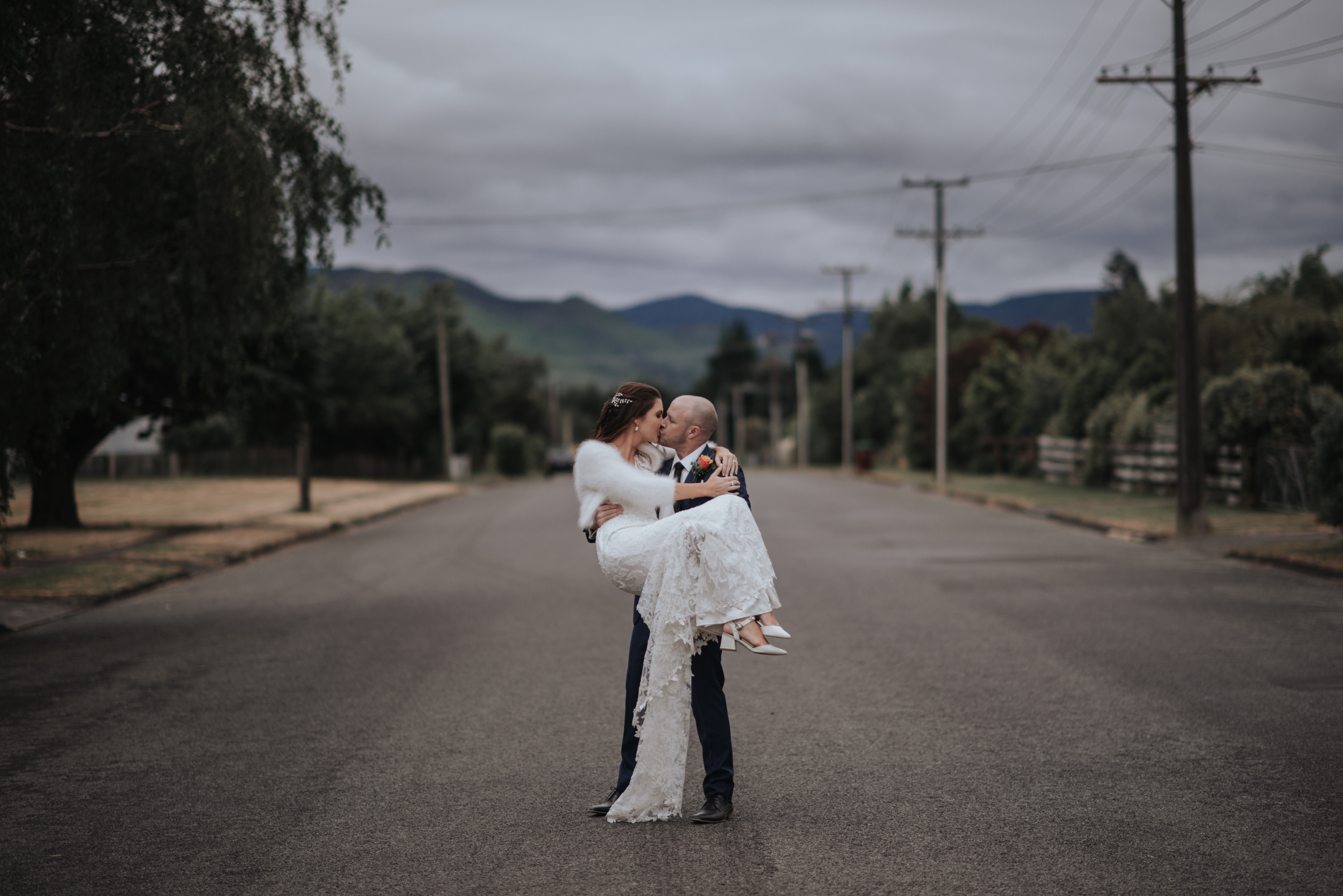LOVELENSCAPES WEDDING PHOTOGRAPHY • TARUREKA ESTATE WEDDING • ANNA CAMPBELL WINDSOR WEDDING GOWN • FEATHERSTON WEDDING PHOTOGRAPHER • NEW ZEALAND WEDDING PHOTOGRAPHER • MOBILE SIZE • 216.jpg