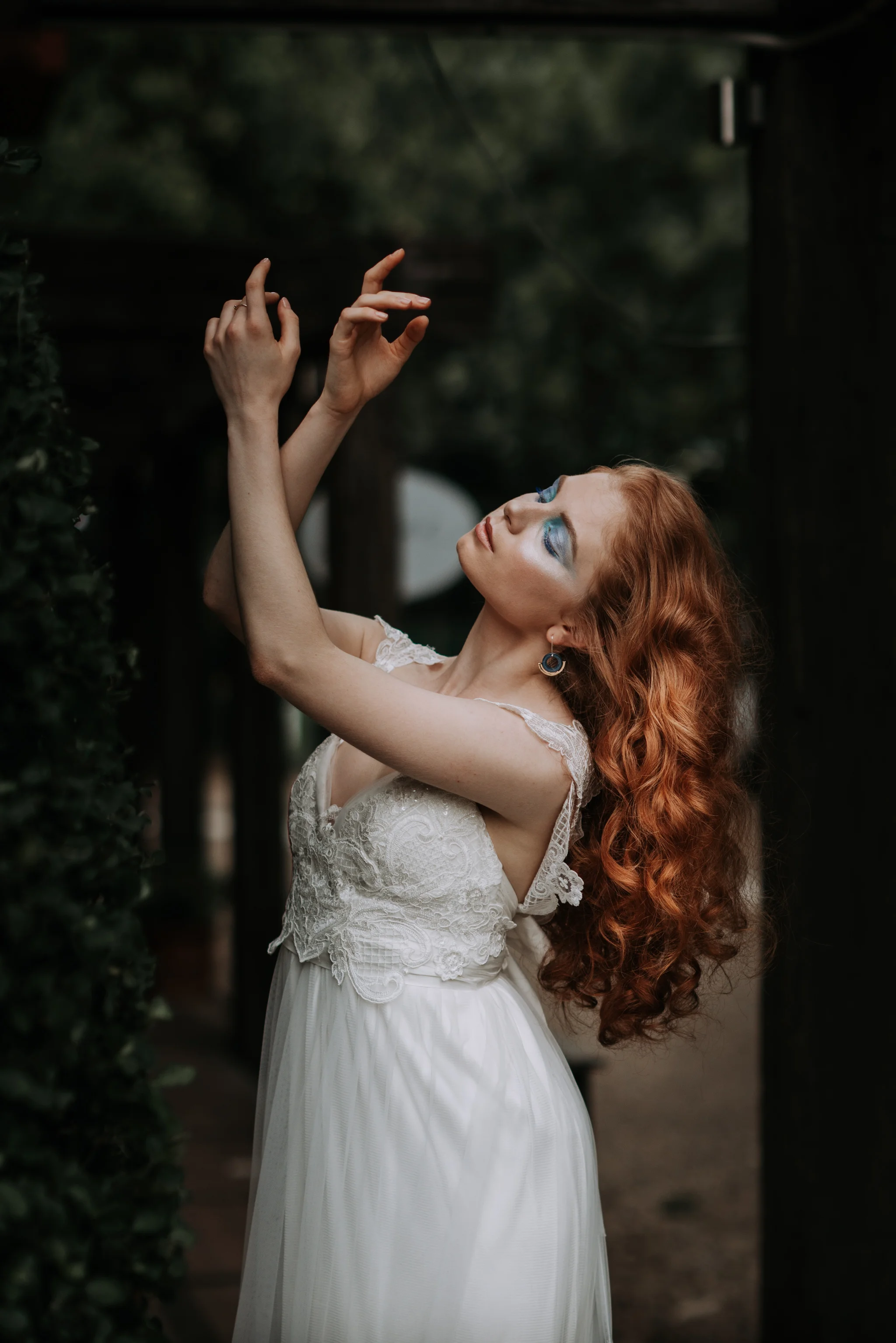 LOVELENSCAPES PHOTOGRAPHY X ANNA CAMPBELL BRIDAL X LEMAE MAKEUP ARTISTRY X BLOOMING LOVELY BOUQUETS X ERIN LIGHTFOOT X LITTLE WHITE COUTURE • 9.jpg