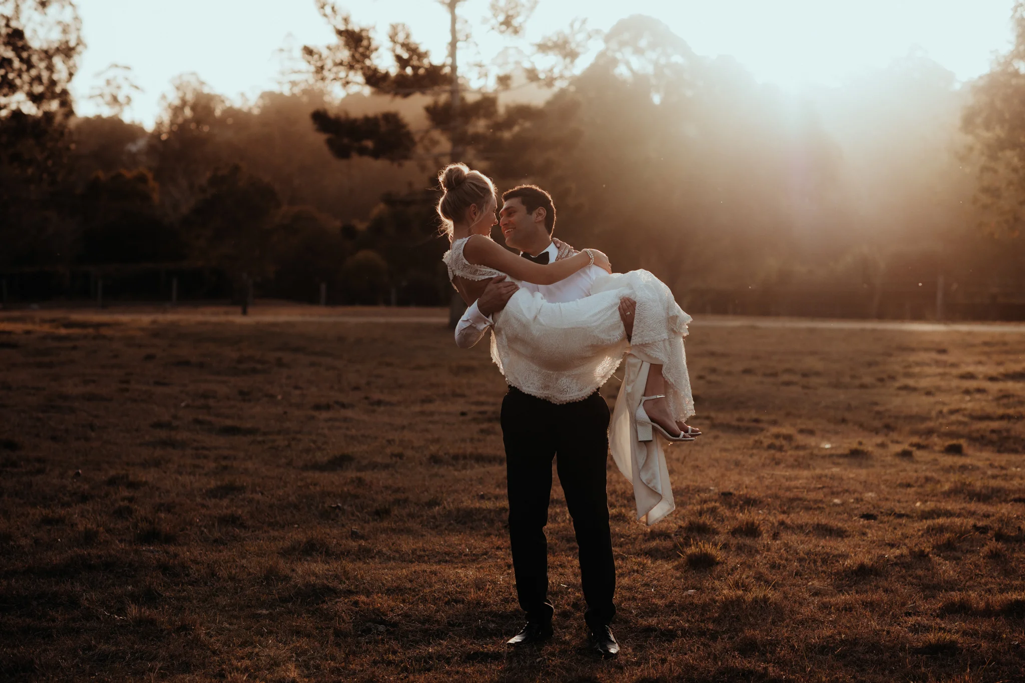 BRISBANE WEDDING PHOTOGRAPHER • BUNDALEER RAINFOREST GARDENS WEDDING • ONE DAY BRIDAL WEDDING GOWN • ROXY HOTTEN CELEBRANT • LOVELENSCAPES PHOTOGRAPHY • 144.jpg