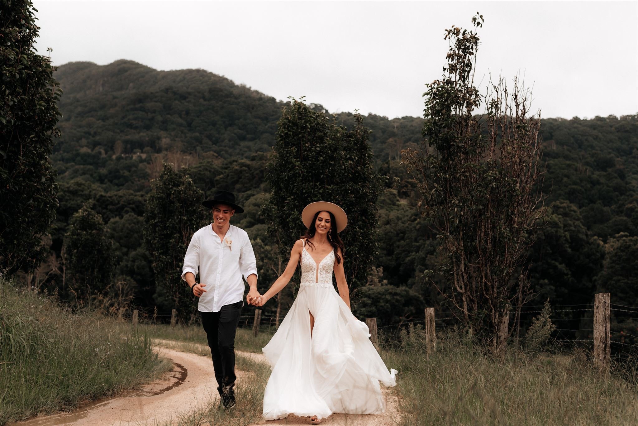 Wedding Photographer Currumbin Hillview Dairy Gold Coast