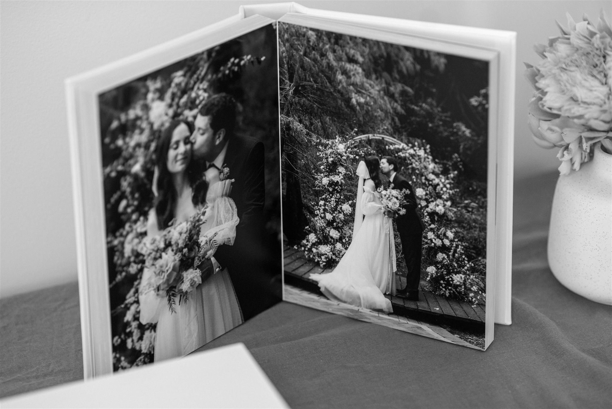 Lovelenscapes Photo + Film - Brisbane Mallorca Wedding Photographer Videographer - Wedding Album Graphistudio - 118_websize.jpg
