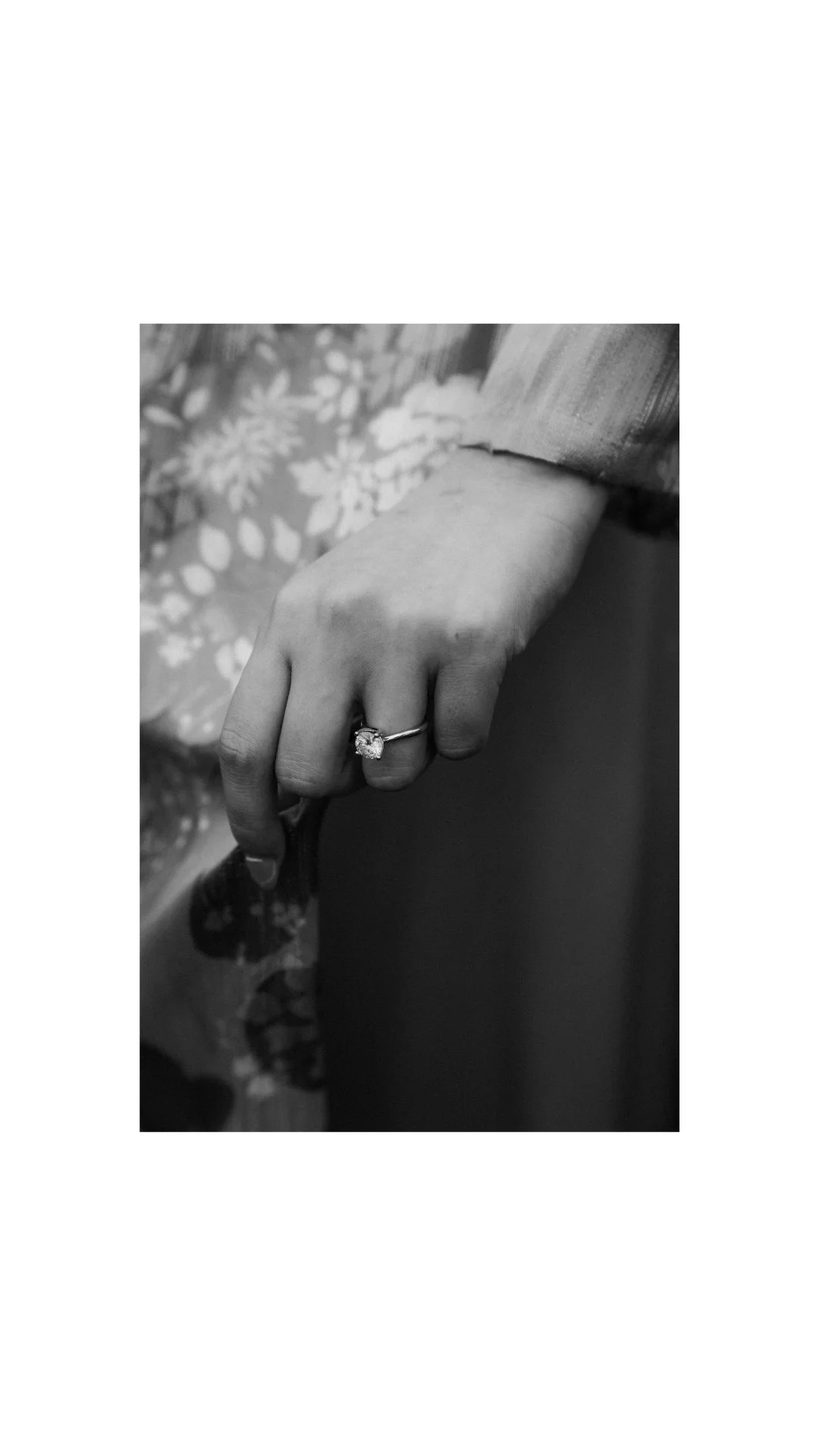 Kalbar Sunflowers Engagement Photo - Lovelenscapes Brisbane Wedding Photographer - Traditional Vietnamese Ao Dai - 11.jpg