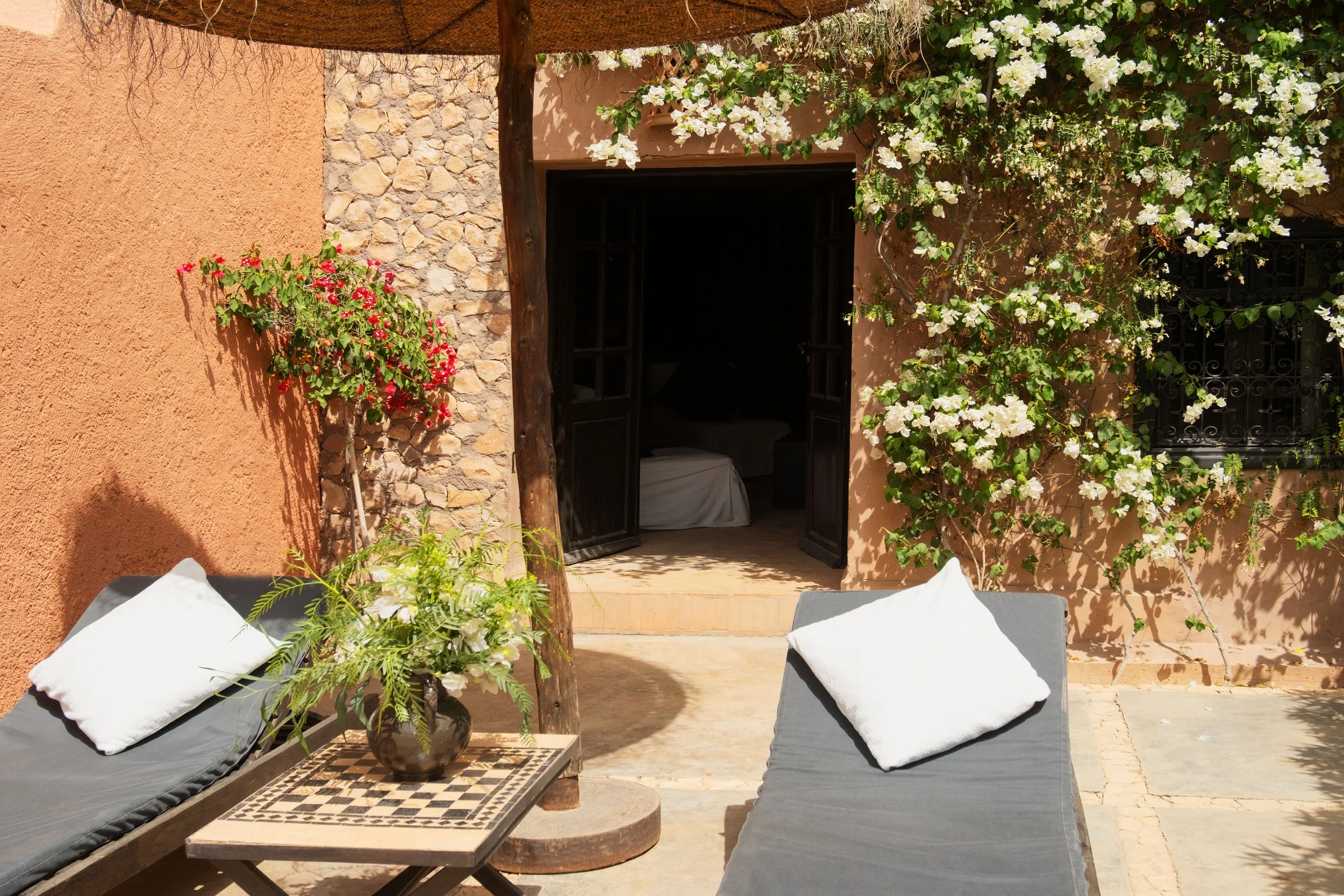 farmhouse with terrace, Private terrace with sun beds Capaldi Hotel.jpg