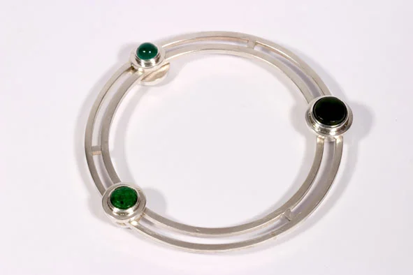 Bracelet signed by DS, sterling silver, tourmaline, onyx - construction