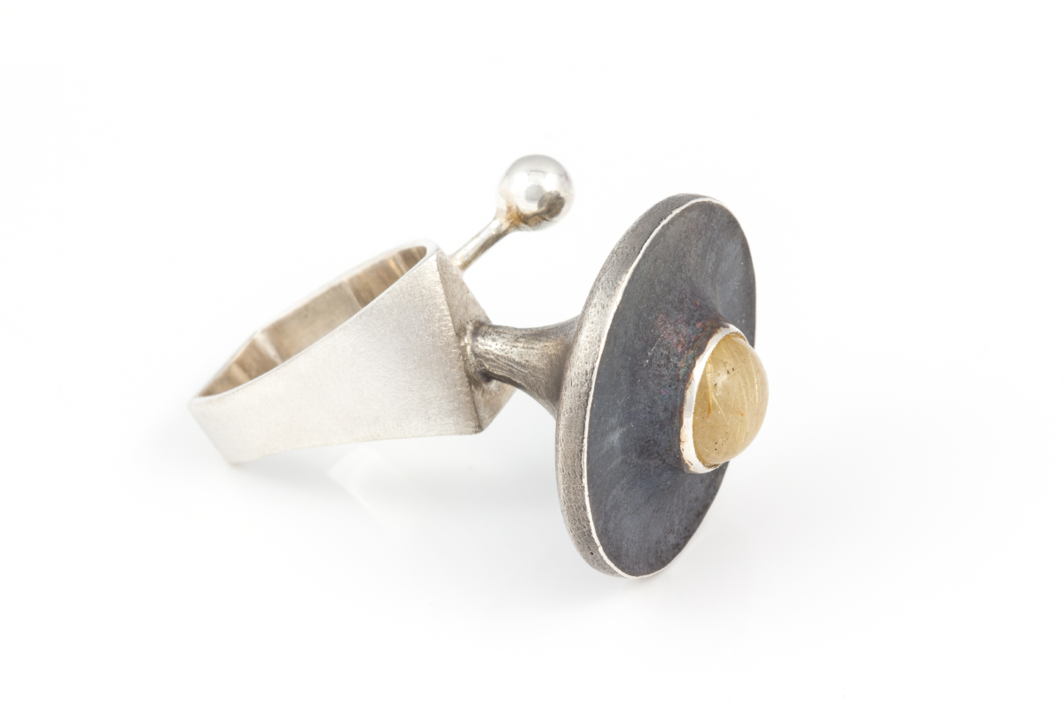  Ring signed by DS, sterling silver, rutilated quartz - casting,&nbsp;construction 