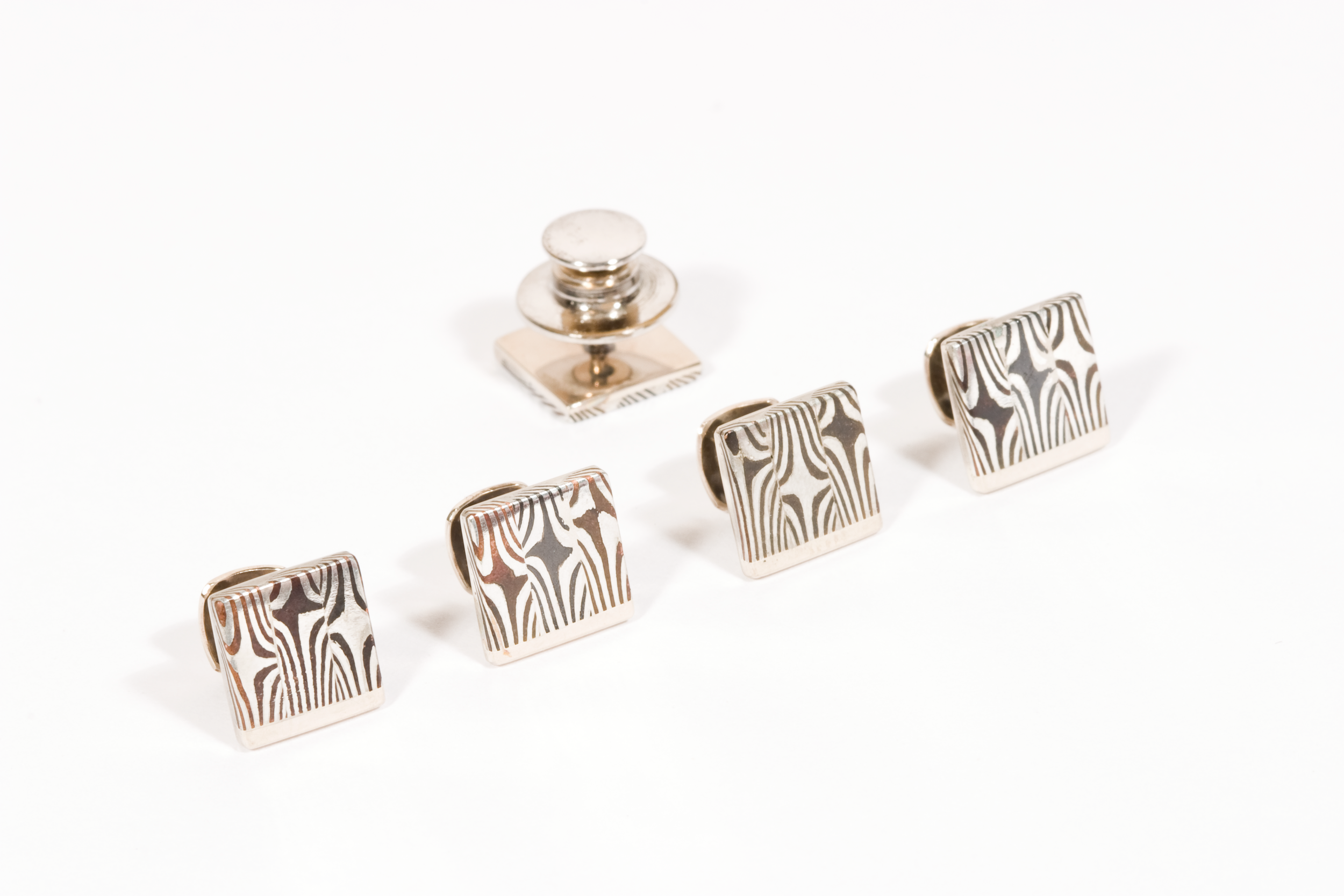  Cufflinks and pins signed by DS, gold, Mokume Gane 
