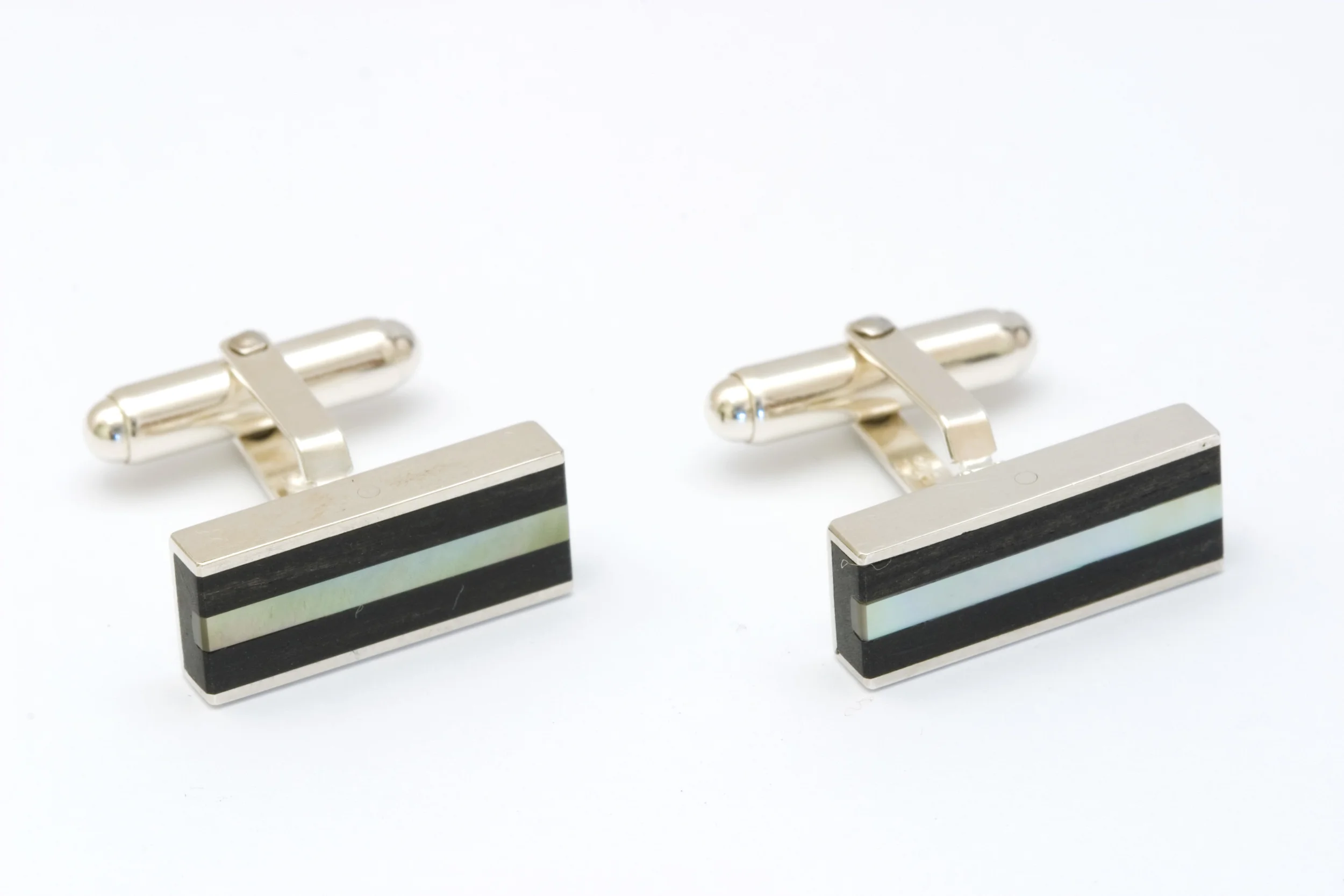  Cufflinks signed by DS, sterling silver, wenge, mother of pearl - construction 
