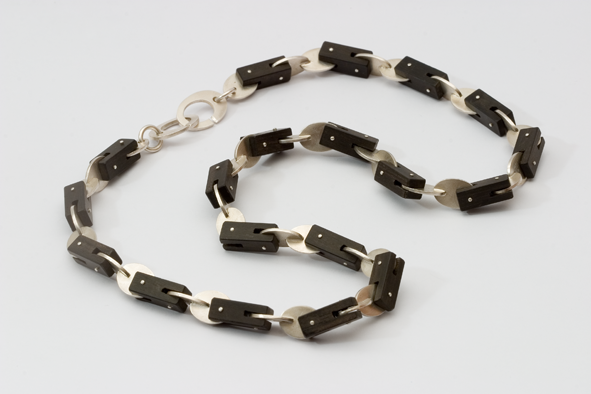 Necklace signed by DS, sterling silver, ebony - construction