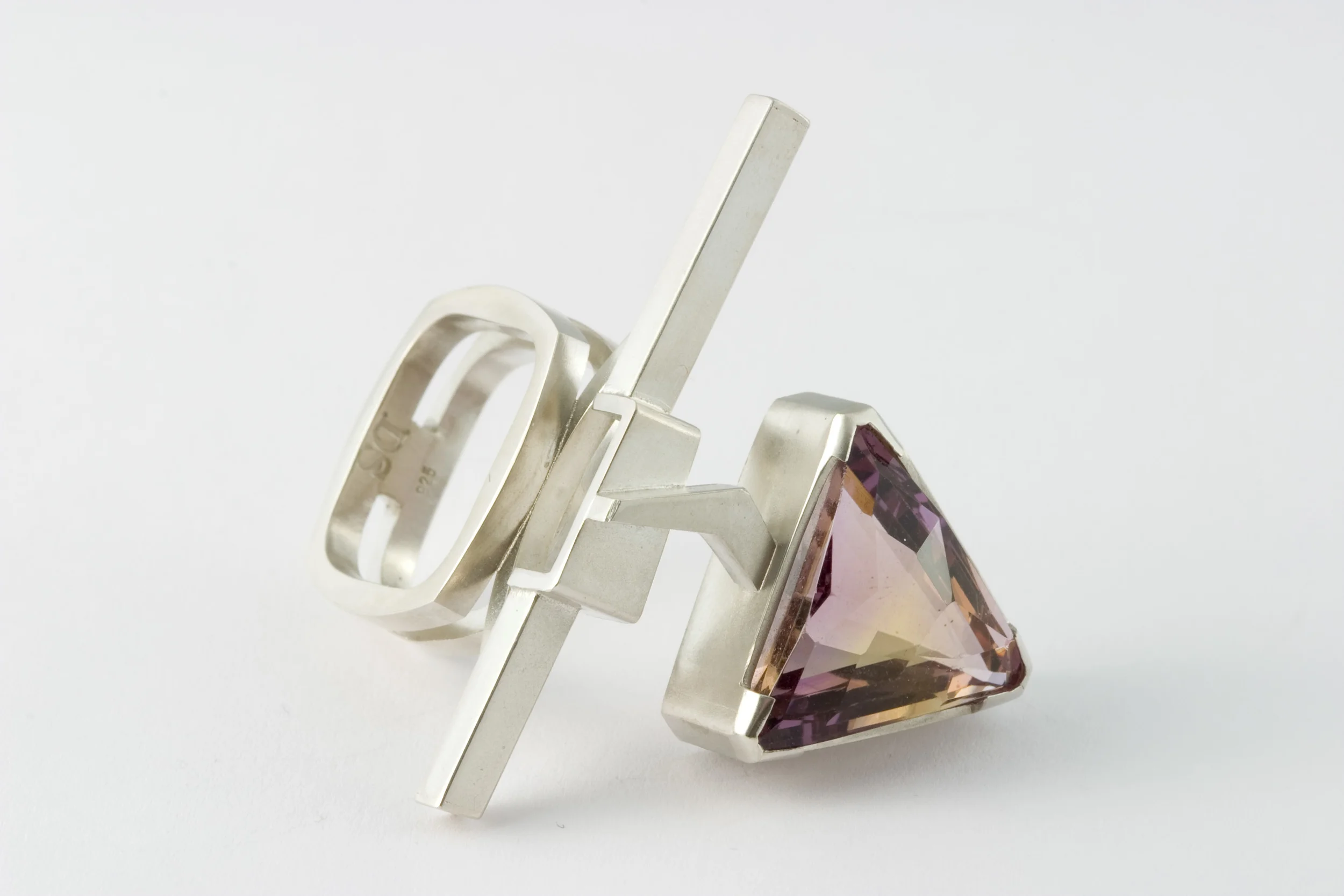 Ring signed by DS, sterling silver, ametrine - construction