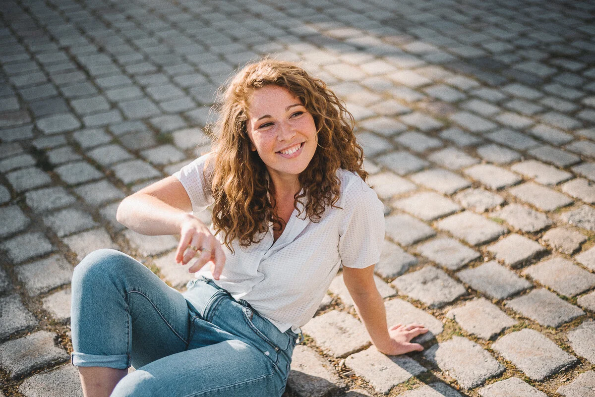 Chloe Desnoyers portrait photographer (1).jpg