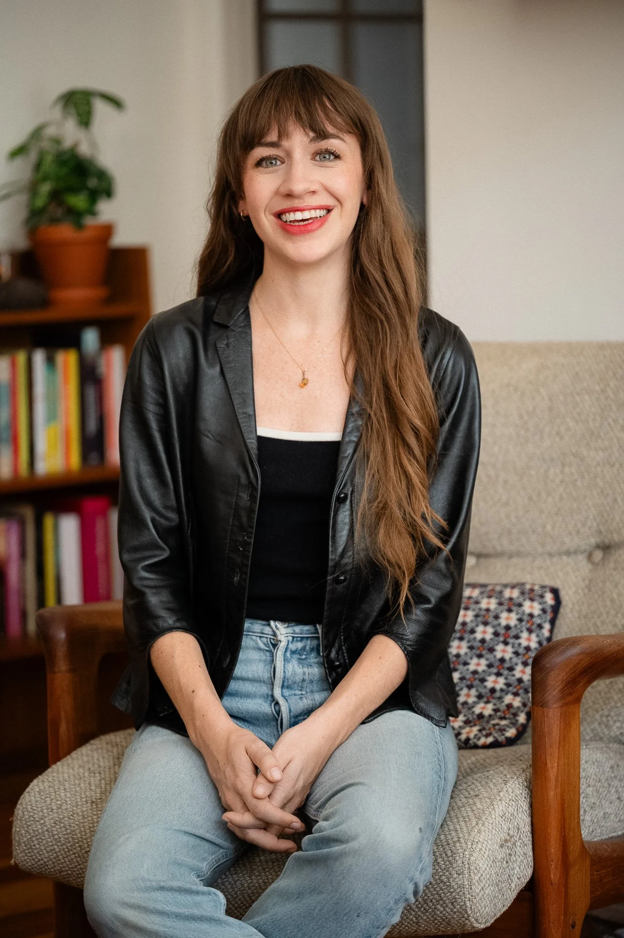 Chloe Desnoyers photographer-3.jpg