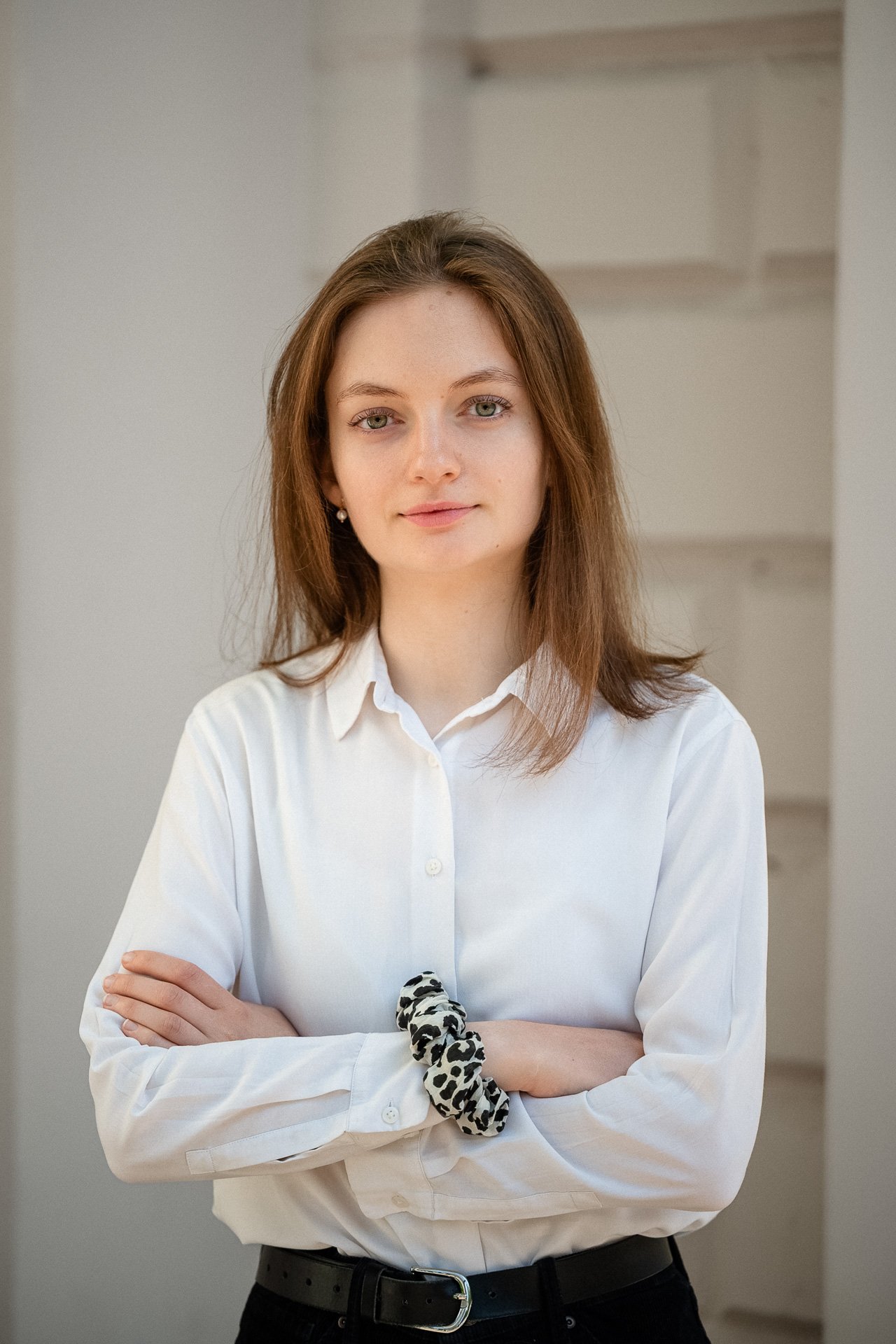 Chloe Desnoyers portraits_1.jpg