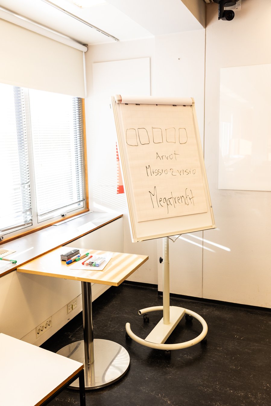 randoms 101225 JR 05.jpg