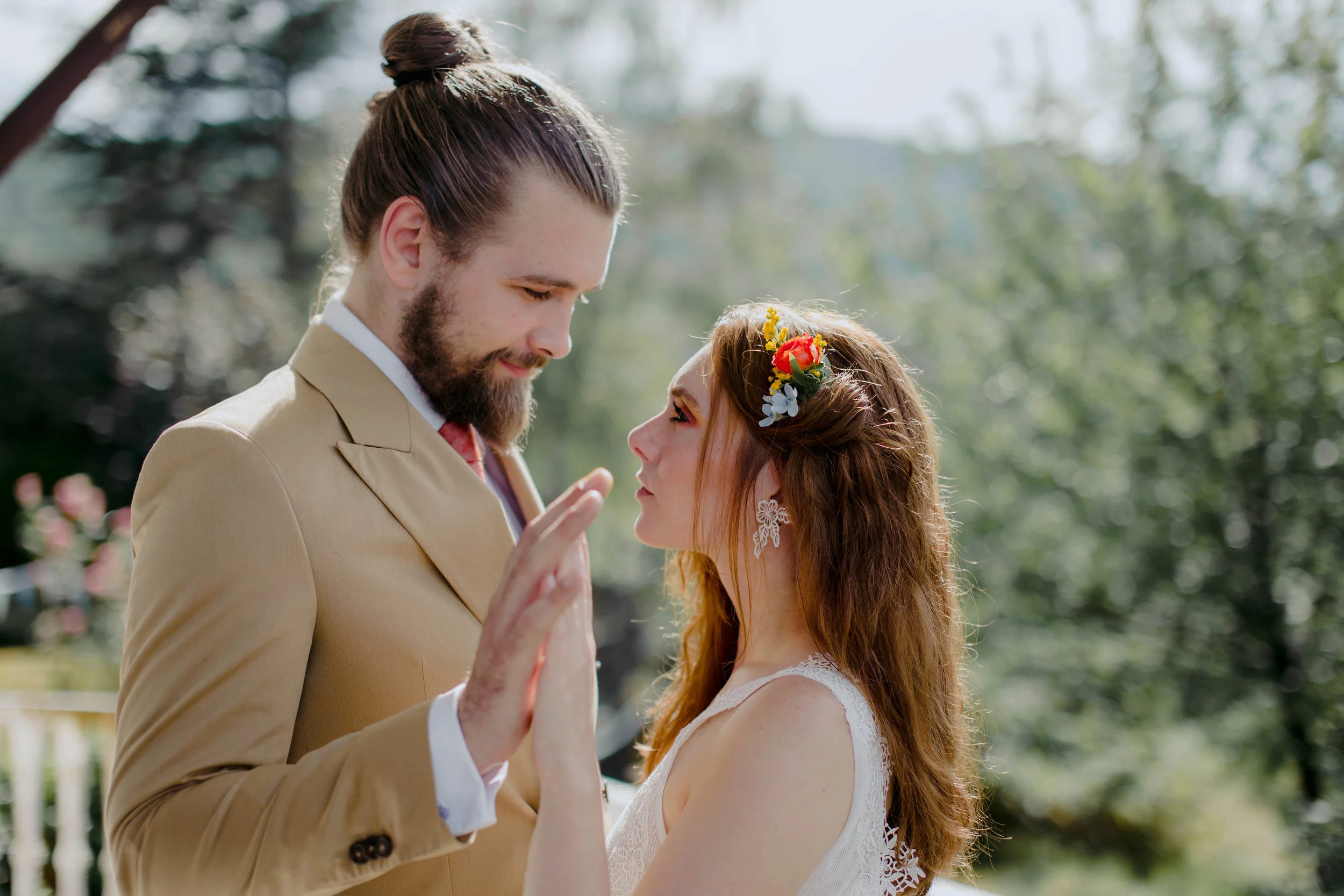 100-STYLEDSHOOT-70sWedding.jpg